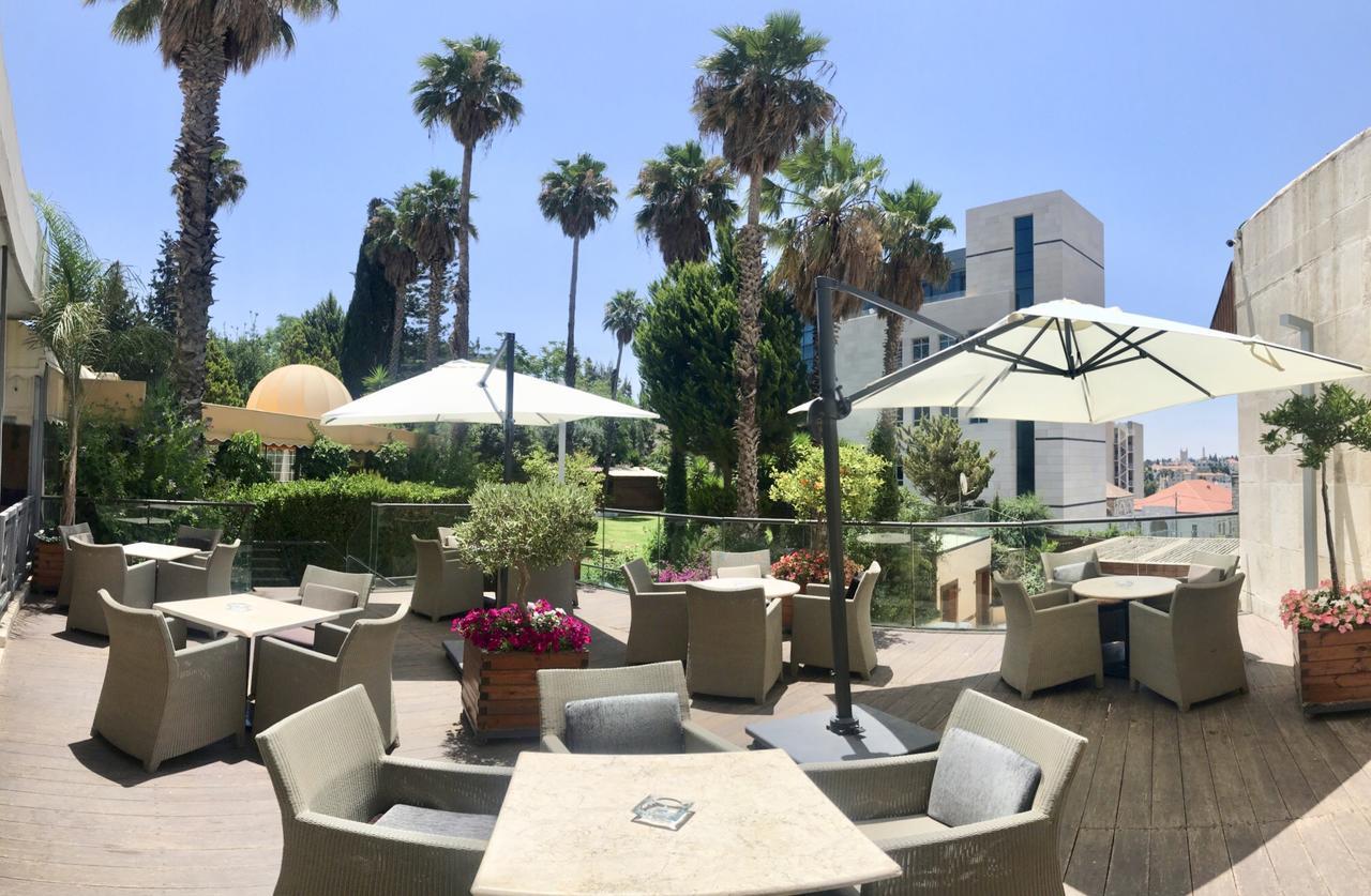 Ambassador Hotel 4*