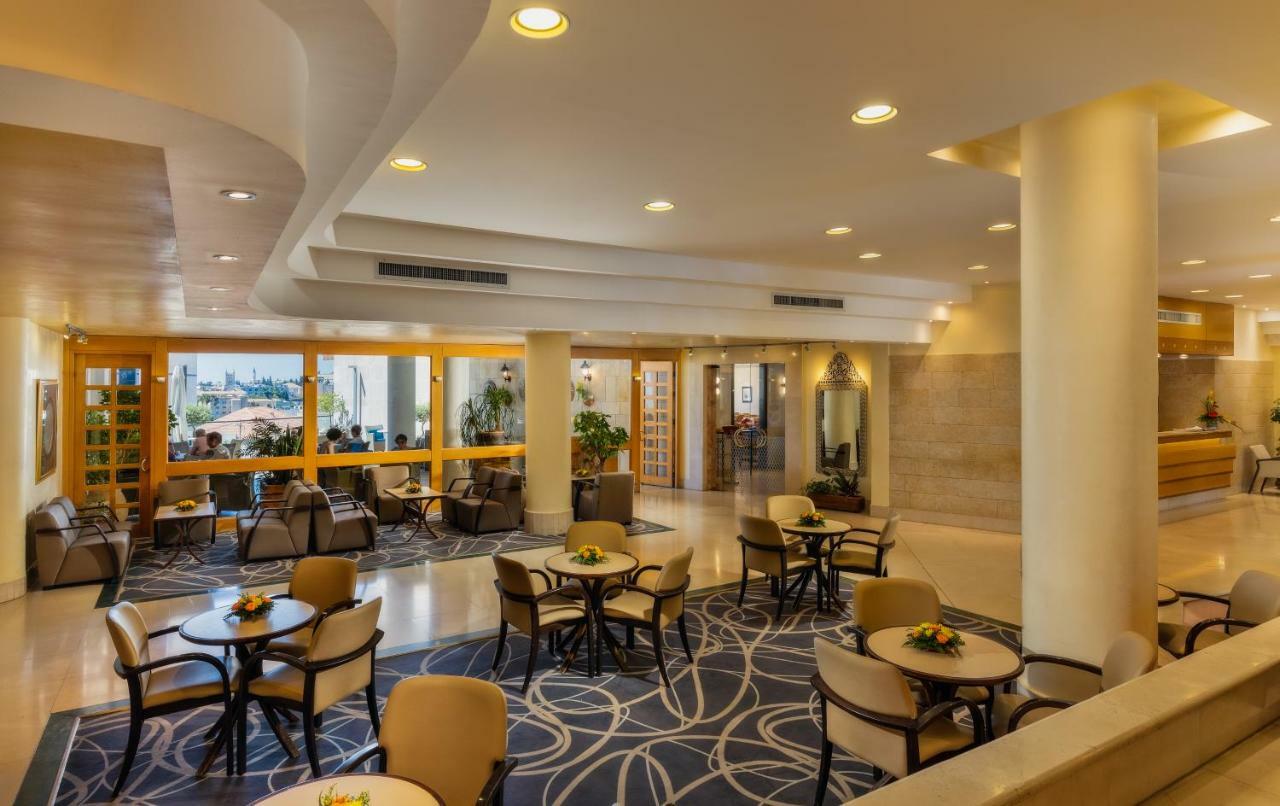 Ambassador Hotel 4*